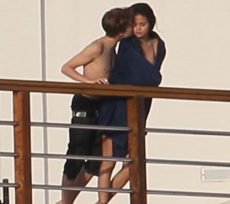 justin bieber and selena gomez dating in hawaii. house house Justin Bieber and