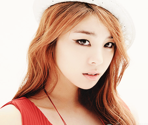 photo ailee-2_zpse7658364.png