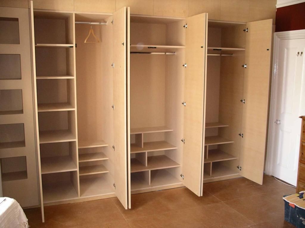 Walltowallwardrobe-byPeterHendersonFurniture_co_uk-JPG-1.jpg