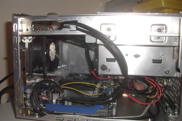 sn41g2202fan2.jpg