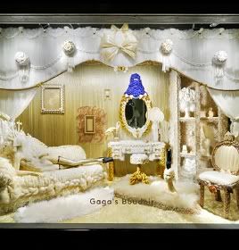 Fashionable New York Holiday Windows