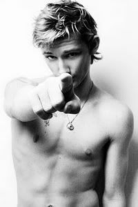 Alex Pettyfer♥ Avatar