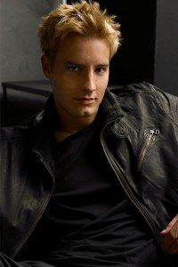 Justin Hartley Avatar